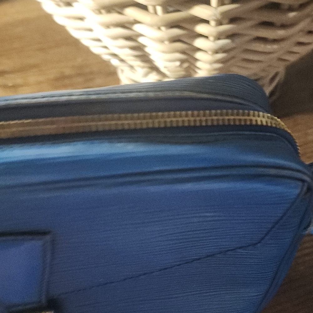 Louis Vuitton Royal Blue Shoulder Bag - Picture 3 of 16